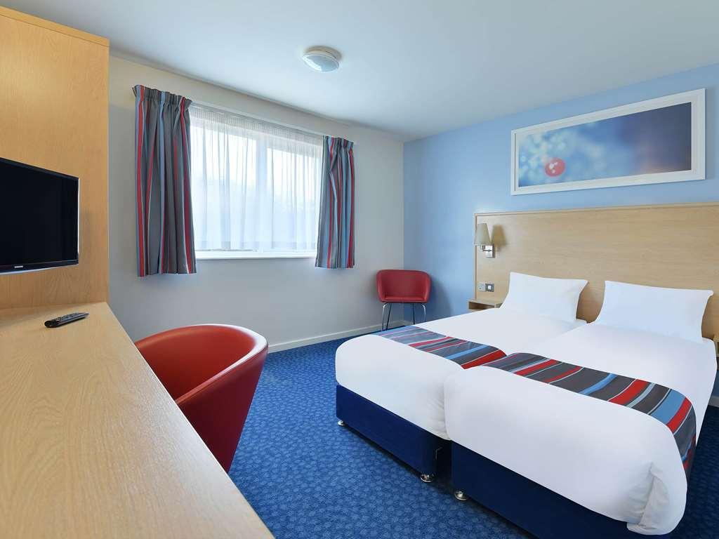 Travelodge Nuneaton Bedworth Номер фото